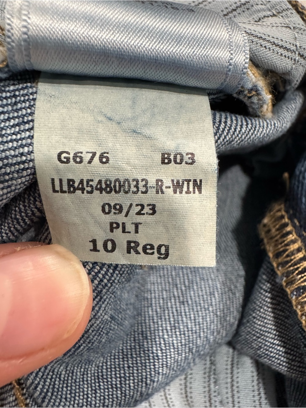 L.L. Bean Women's 207 Vintage High-Rise Straight Leg Jeans Indigo 10Reg NWT - Picture 13 of 14